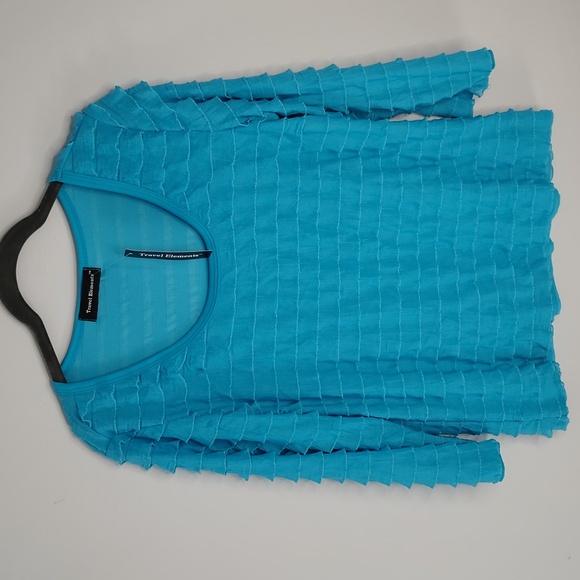 Travel Elements Tops - Travel Elements Ruffled Top Size M Bandage Ruffles 3/4 Sleeves Vacation Resort